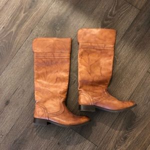 Frye Boots, genuine leather in great condition!